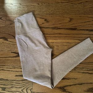 Never Worn Space Dye XS Legging